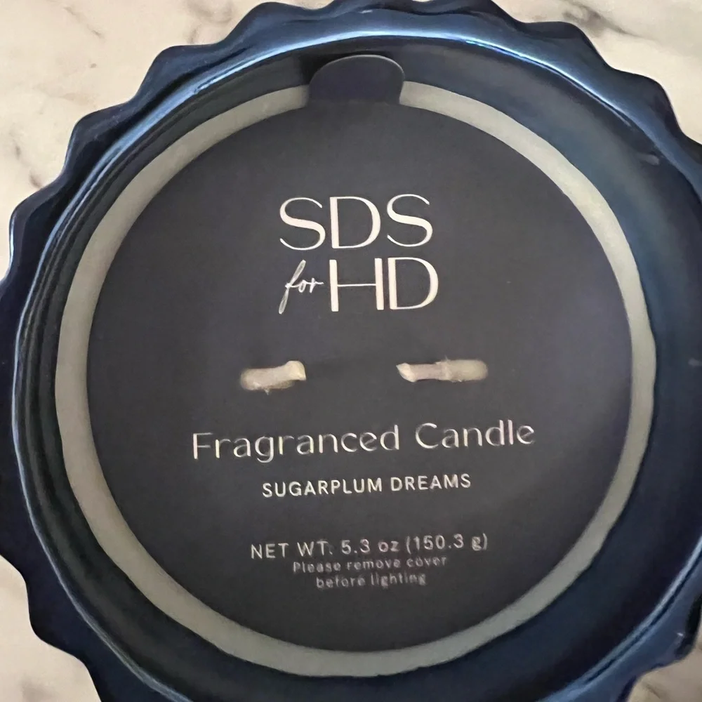 Yankee Elegant Blue Ornament Sugarplum Dreams Candle NWT